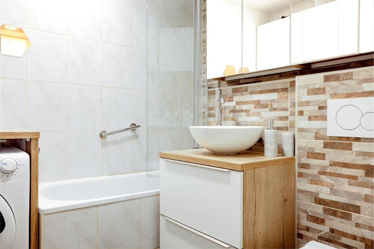 Elegant 1-Bedroom Apartment Near Hill Forest Ljubljana Eksteriør billede