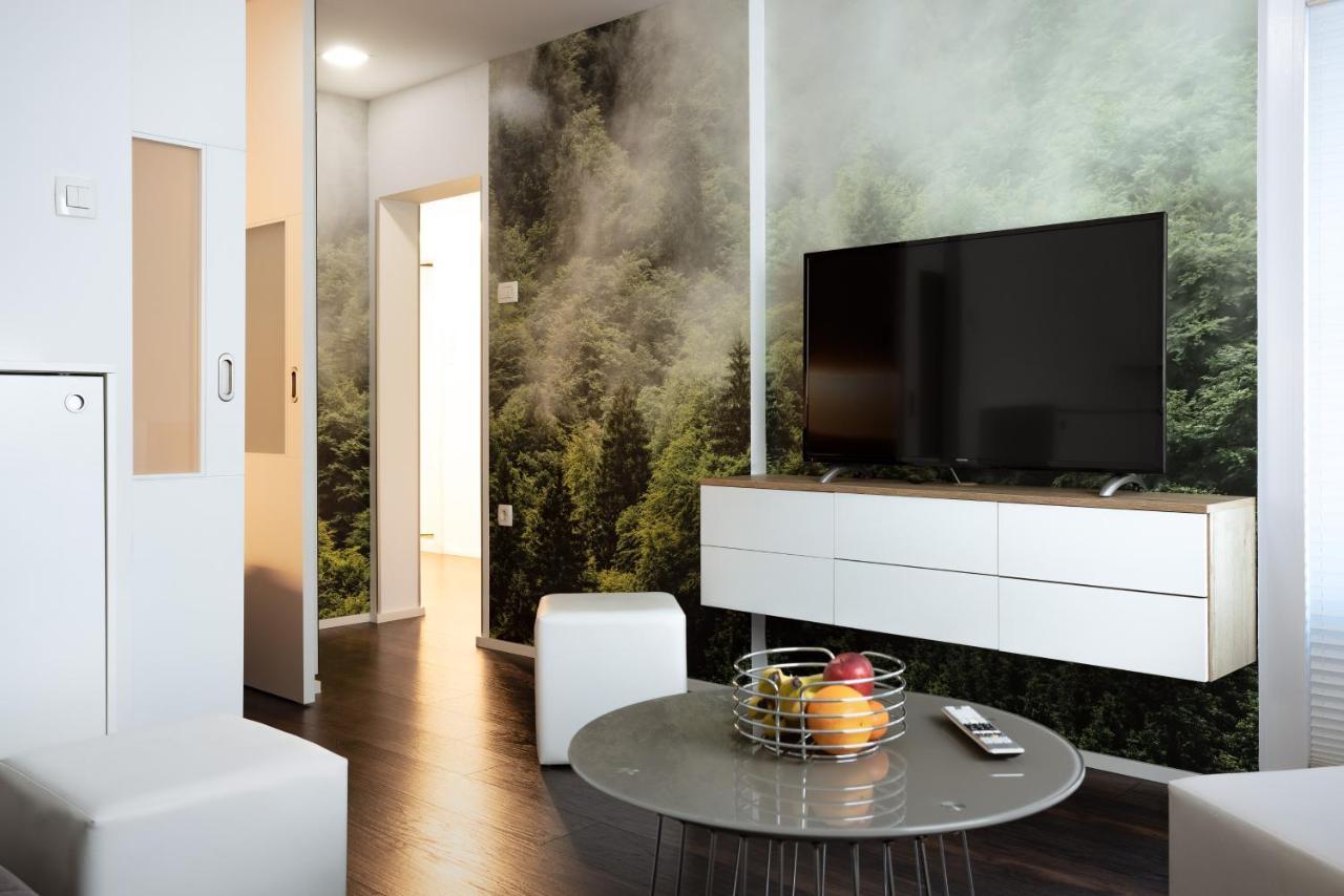 Elegant 1-Bedroom Apartment Near Hill Forest Ljubljana Eksteriør billede